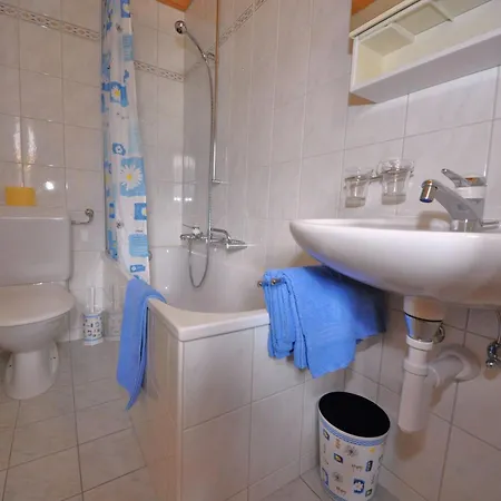 Apartment Ideal Appartement-fewo 3-bettwohnung Nr- 4 By Interhome Saas-Fee